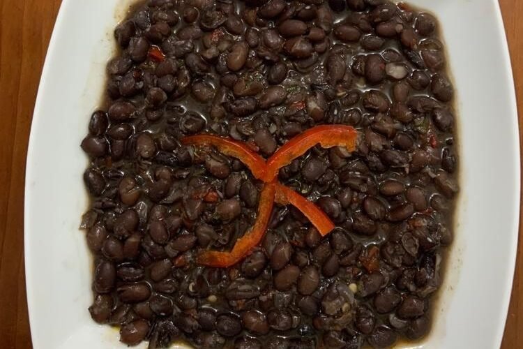 Ricas Caraotas negras ¡receta fácil a lo venezolano!
